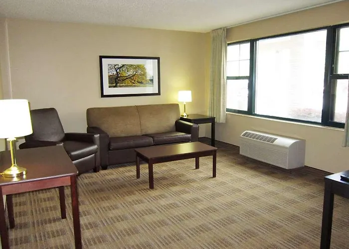 Sonesta Es Airport Extended Hotel 2*