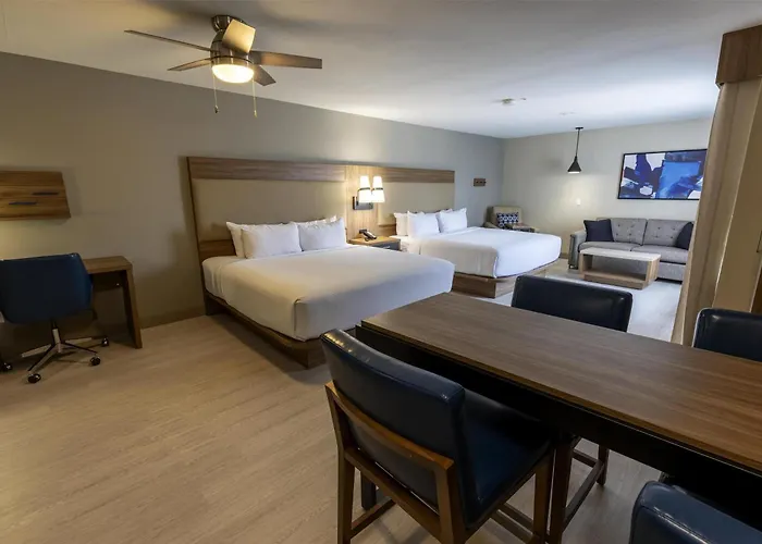 Sonesta Es Airport Extended 2*