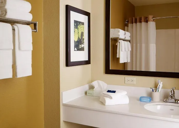 Sonesta Es Airport Extended Hotel 2*